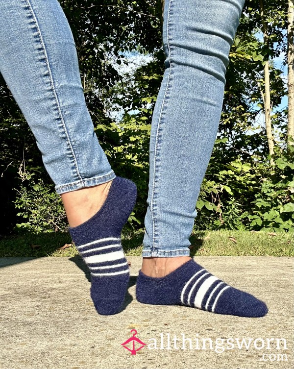 Fuzzy Dark Blue No Show Socks With White Stripes