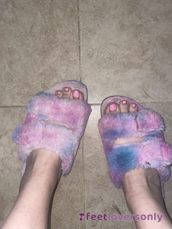 Fuzzy Slipper Slide Sandals Stinky Smelly