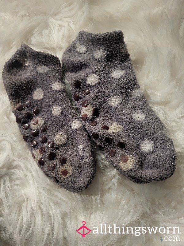 *FUZZY SOCKS* Grey Polka Dot Slipper Socks