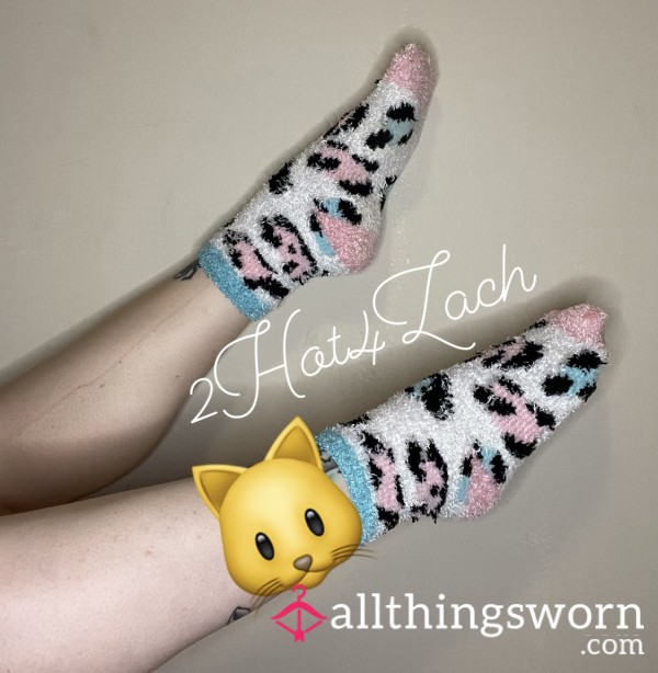 Fuzzy Socks Pastel Leopard Print