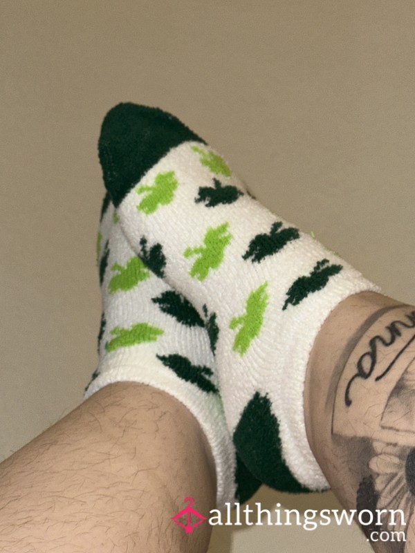 Fuzzy St Patrick’s Socks 🍀😋