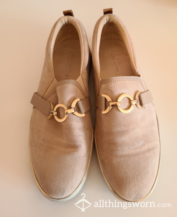 Gern Getragene Beige Slipper