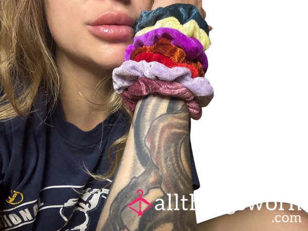 Get A One-of-a-Kind Scrunchie Experience!