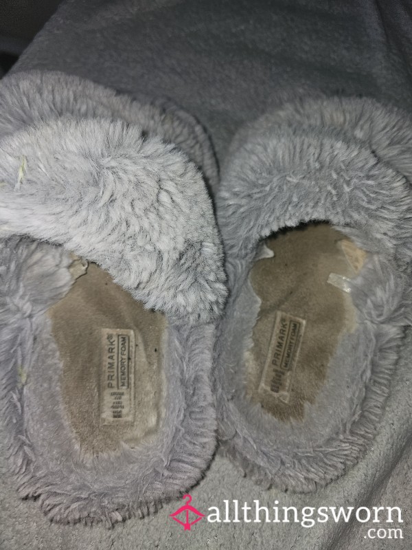 Goddess Stinky Sweaty Slippers