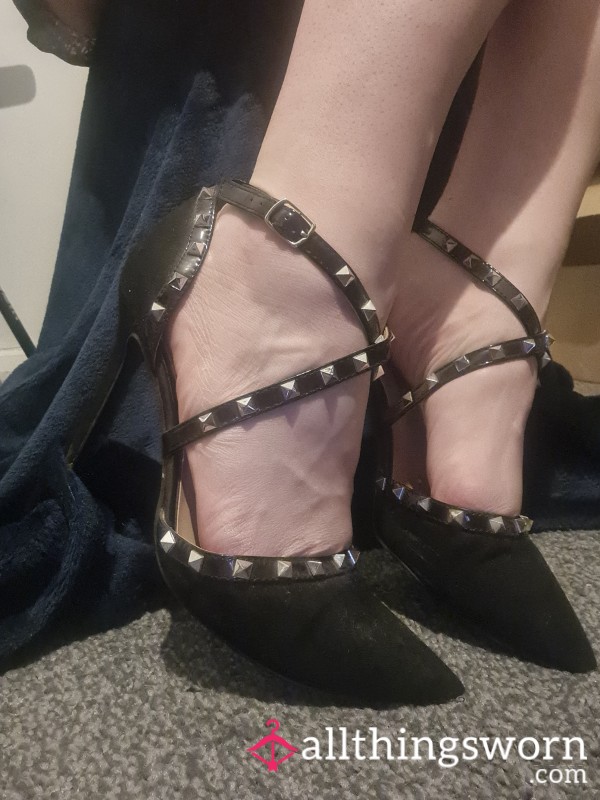 GODDESS Used S**y Gold Studded Heels 👠