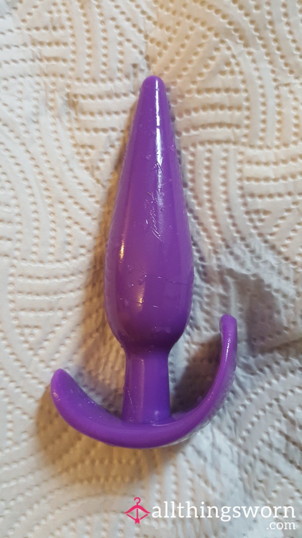 Goddesses Cute Little Purple But Plug Used 😈🍑🍆