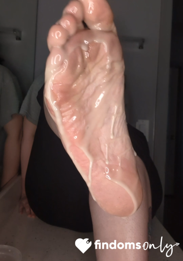 Gooey Sticky Dirty Feet