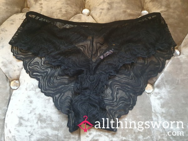 **SOLD**Gorgeous Black Savage Fenty Brazilian Knickers Size 12**SOLD**