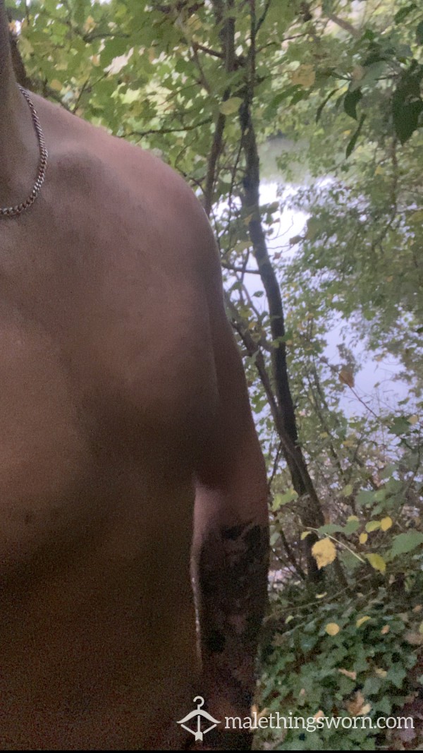 Got High In The Woods And Stripped Off Naked, Surprised I Wasn’t Caught👀