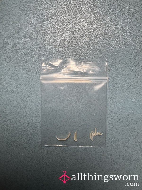 Goth Girl’s Toenail Clippings Come With 1 Feet Photo Of Fresh Black Pedicure