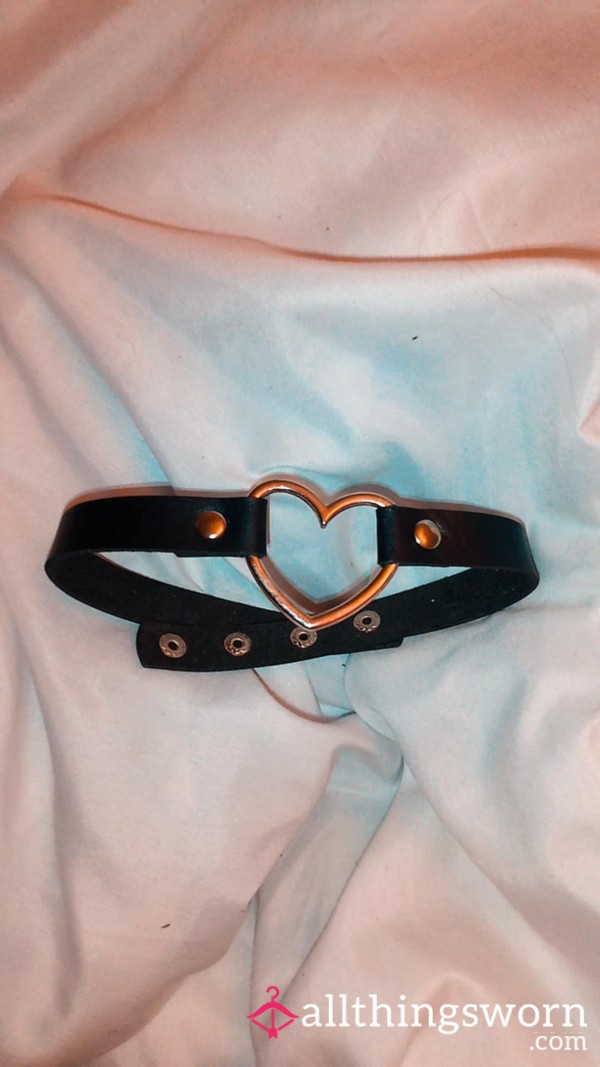 Gothic E-Girl Black Heart Choker <3