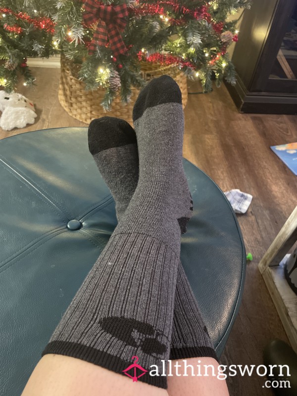 Gray And Black Mossy Oak Calf Socks