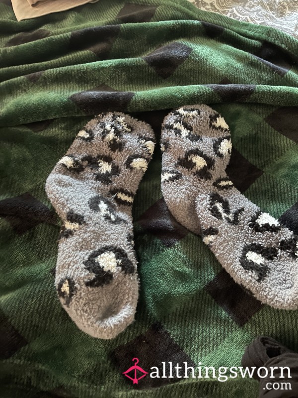 Gray Fluffy, Cheetah Socks