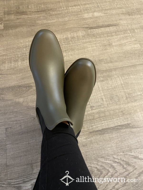 Green Rubber Rain Boots