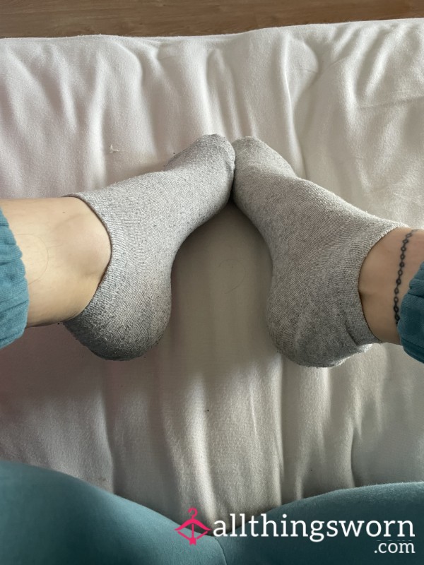 Grey Ankle Sports Socks