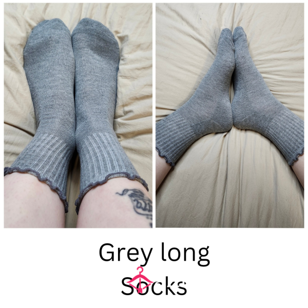 GREY LONG SOCKS