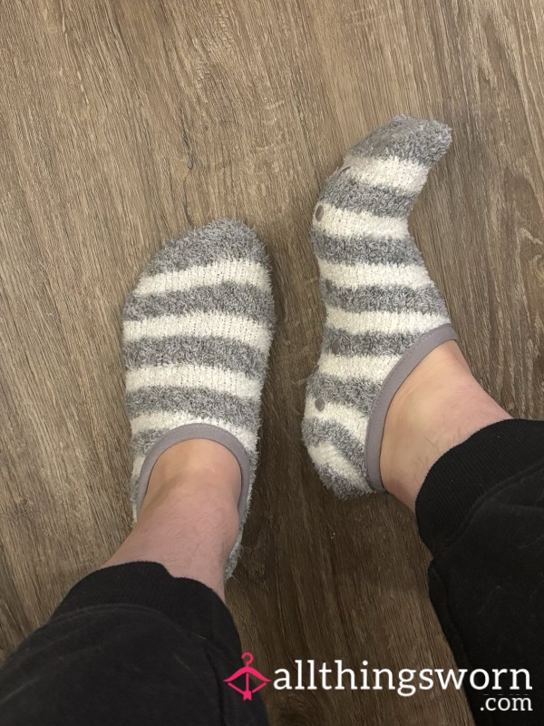 Grey Striped Fuzzy Sock Slippers 🧦💕