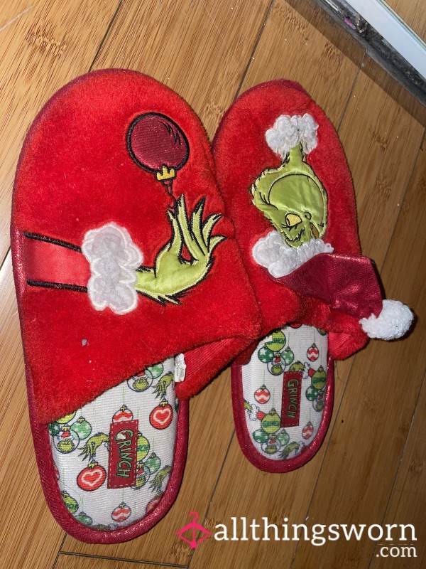 Grinch Slippers 💚❤️