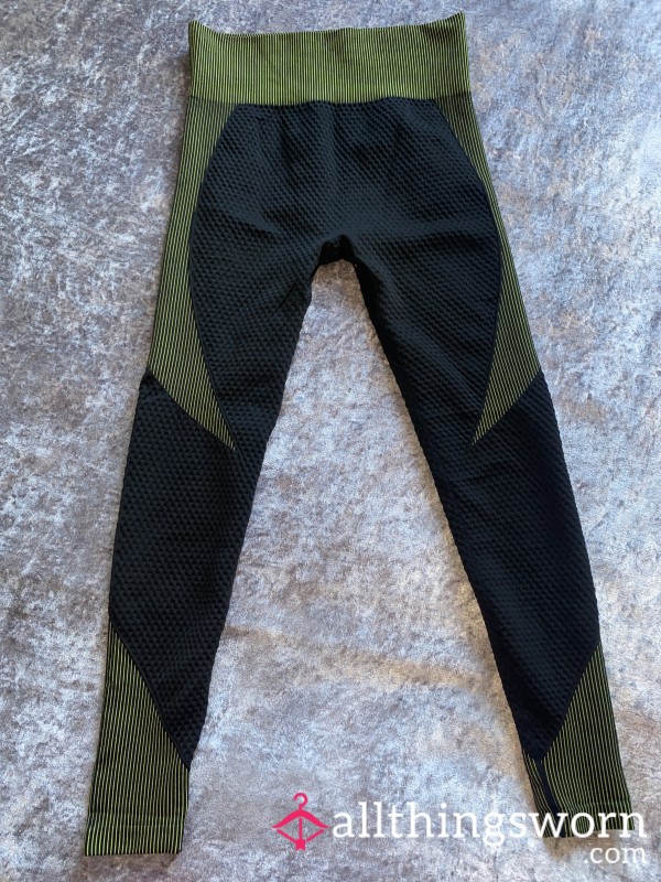 Gym Leggings / Black Green