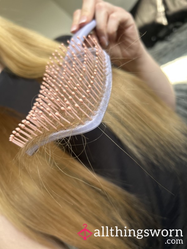 Hairbrush Contents 💇🏼‍♀️🤍