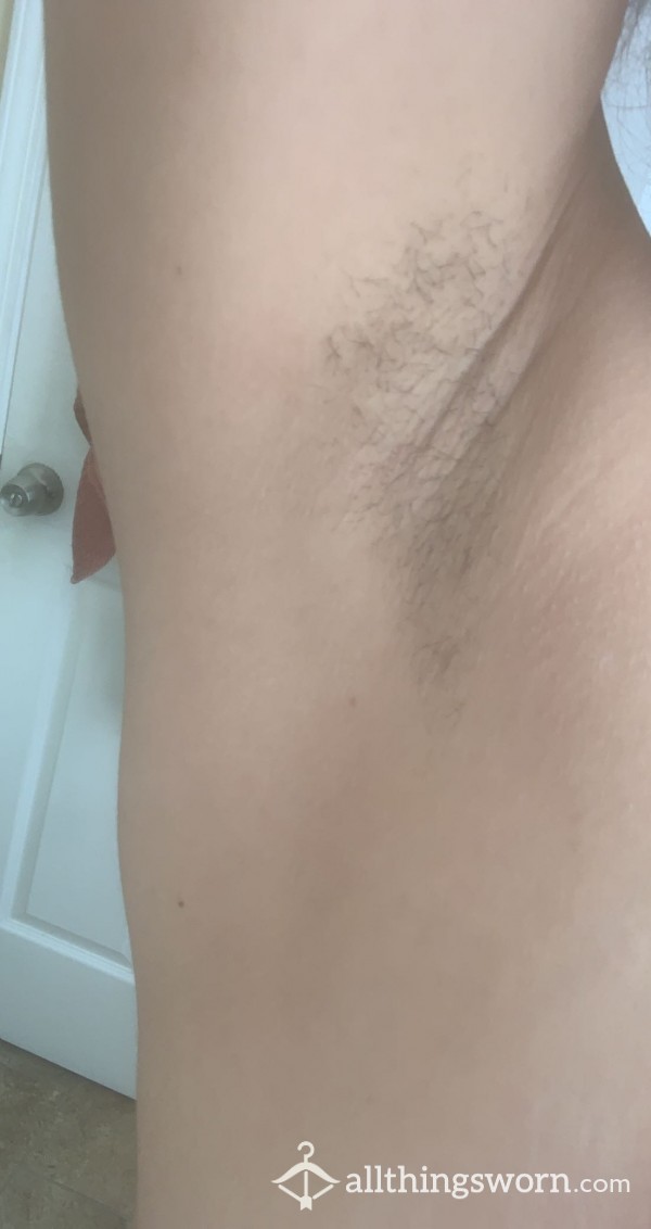 Hairy Armpit Photo Set😈