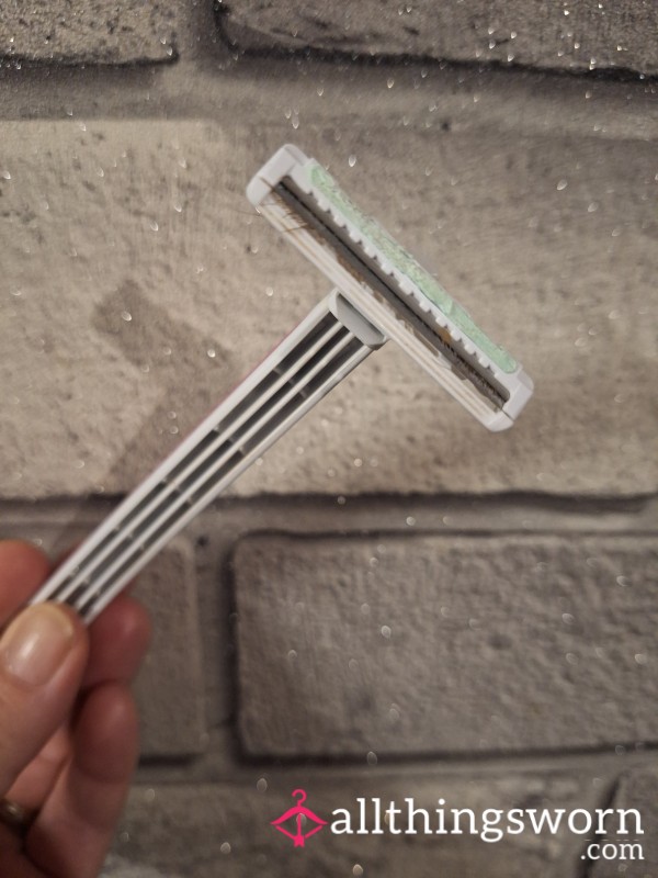 Hairy Used Razor