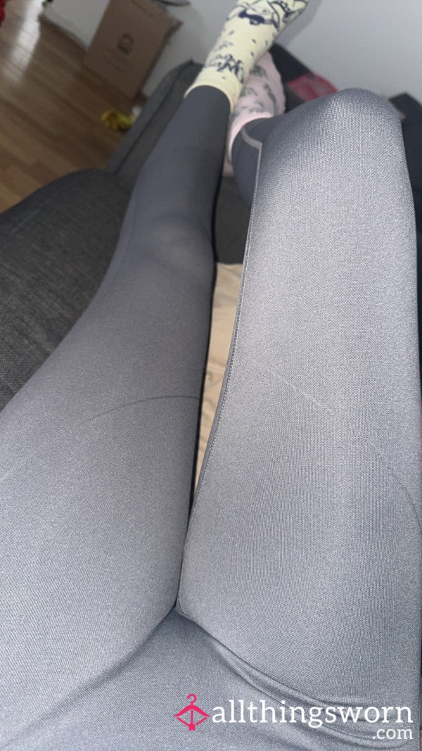 Halara Grey Leggings💦