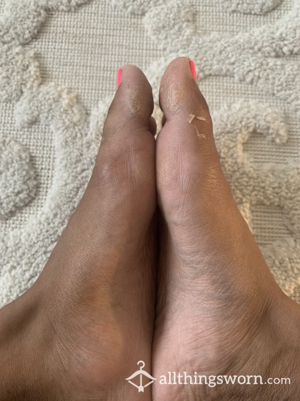 *Hard Working Woman Feet* Feet Of A True Nurse* 💃🏽🦶👩‍⚕️