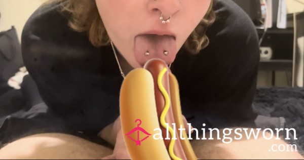 🖤VENOM TONGUE PIERCING Bl** Job🖤 (20% OFF)