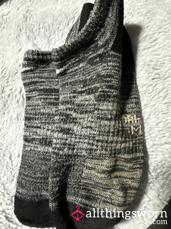 **SOLD**Heather Gray Nike Socks