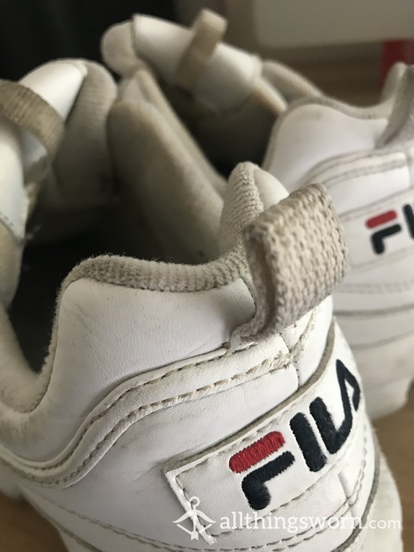 Heavily Worn Fila Sneakers 👟