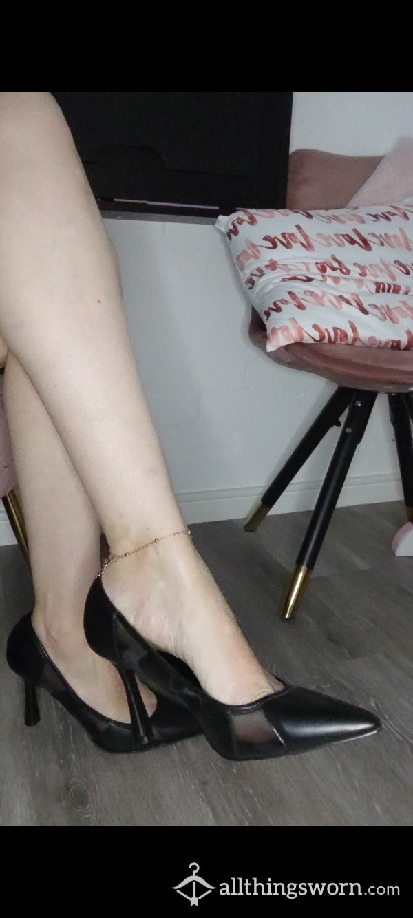 Heel Dangle