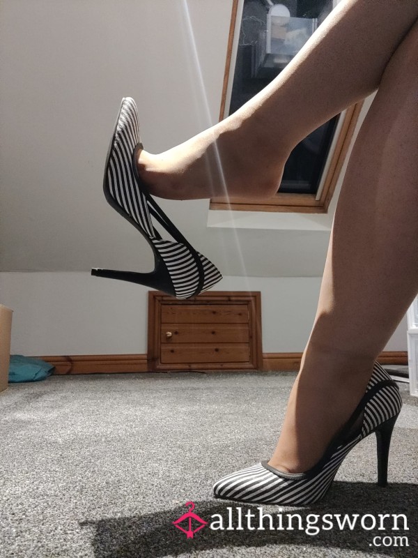 Heel Dangling 👠