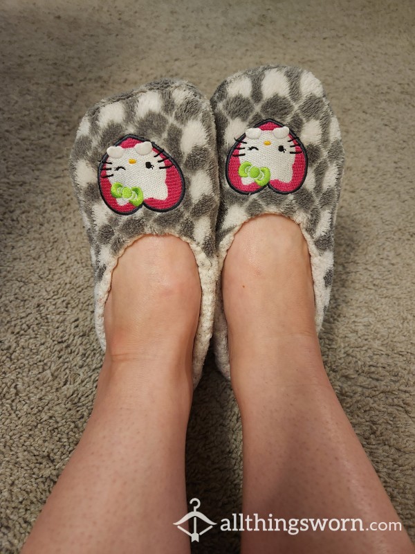 Hello Kitty Slippers