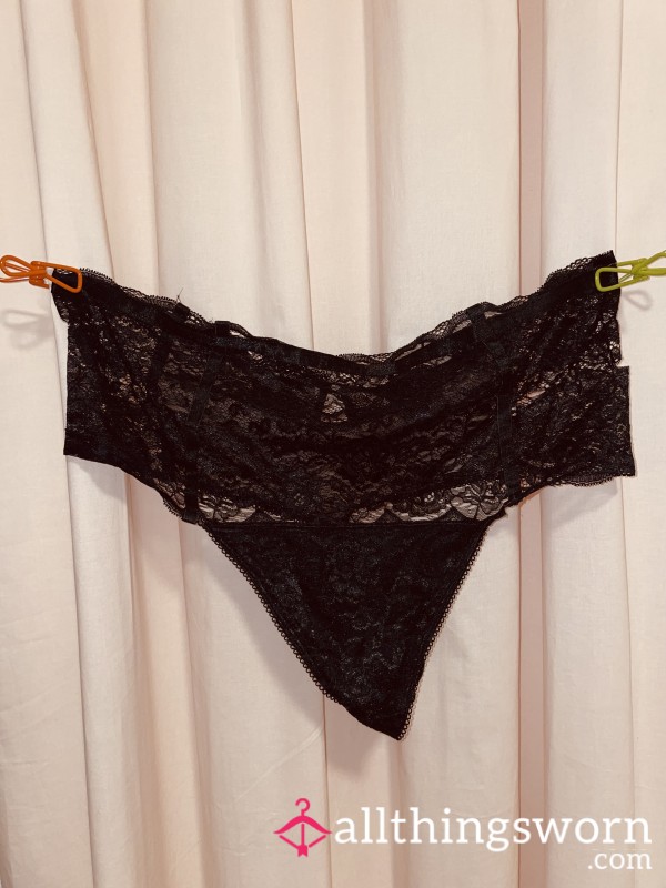 🖤 High Waisted Lace Thong 🖤