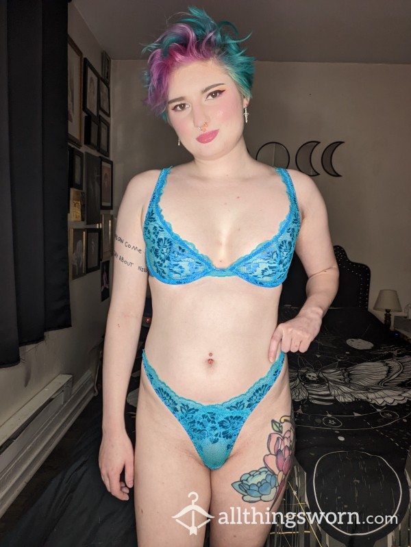 High Waisted Peac*ck Blue Lace Lingerie Set