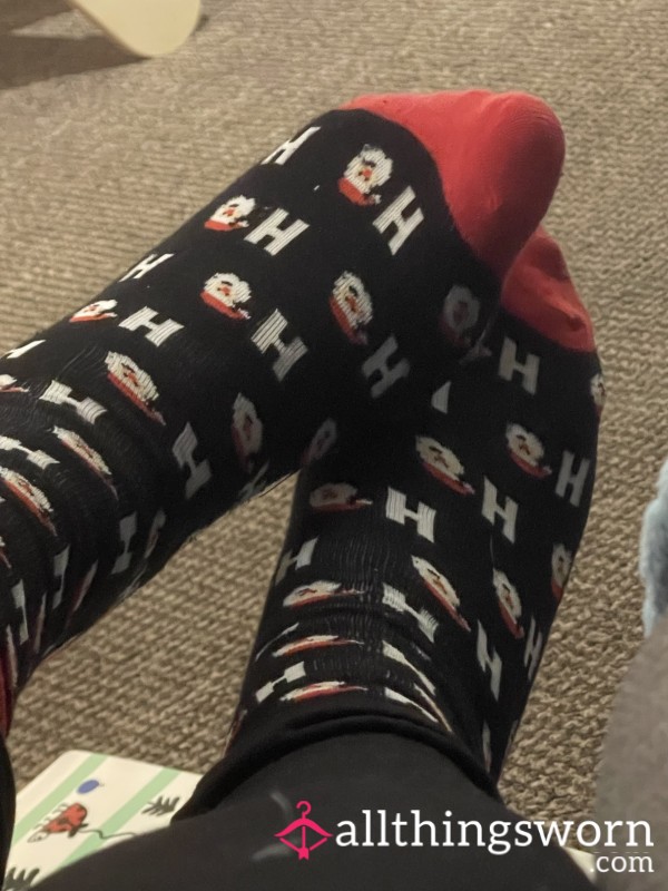 Ho Ho Ho 🧑‍🎄 Christmas Socks | Fit My Giant Size 10 Feet | Worn For 3 Days So Far 😈