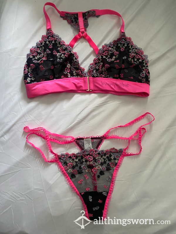 Hot Pink And Black Lingerie Set!