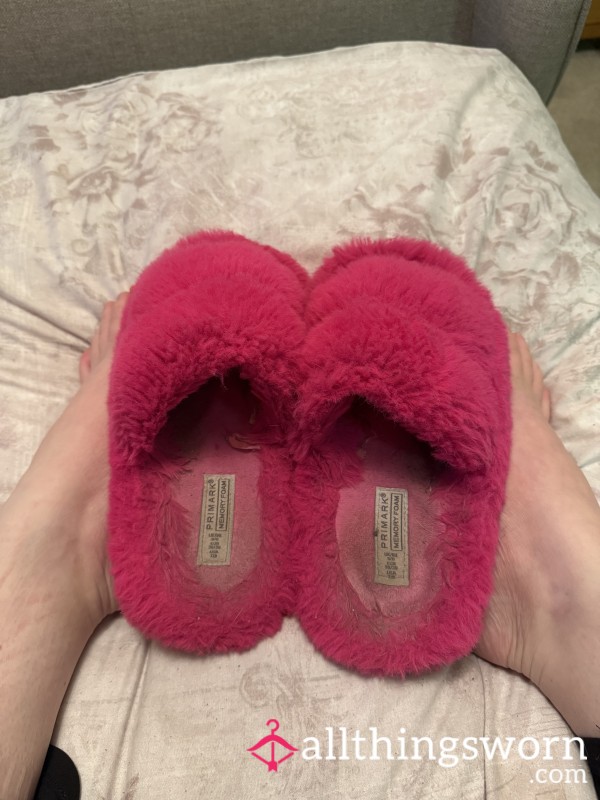 Hot Pink Fluffy Slippers