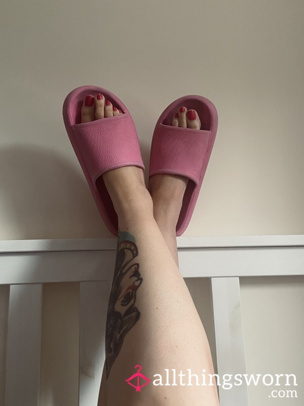 Hot Pink Smelly Sliders