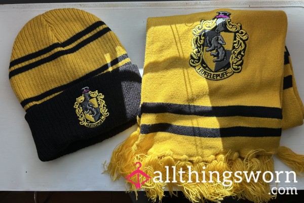 Hufflepuff Hat & Scarf