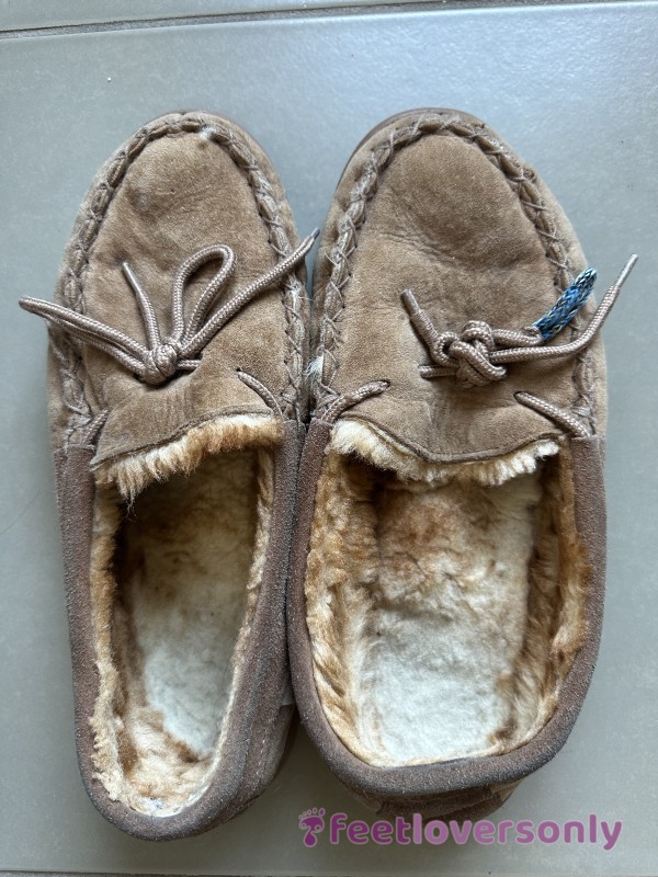 Huge Leather Slippers With Fur On The Inside