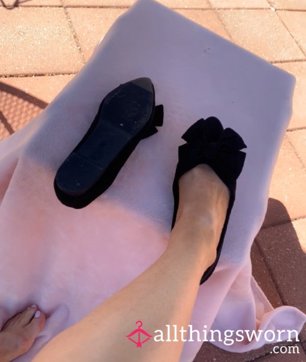 I Actually FK These Shoes, Watch The Whole Thing!! SO, Soooo Hottt!! Read Description…Blow A Load For Me Baby!! 💯💋🥵🔥 Super S**Y Black Bow Tie Flats—FKN Hotttt With A Load Of Your C*m All Over