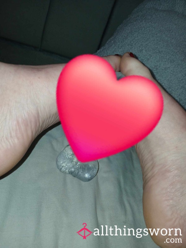 Imagine This Was Your C*ck Between My Toes..