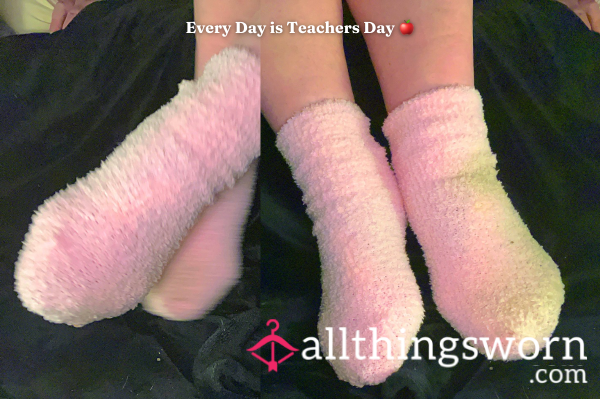 𝚃𝙴𝙰𝙲𝙷𝙴𝚁𝚂 𝙵𝙻𝚄𝙵𝙵𝙻𝚈 𝙱𝙴𝙳 𝚂𝙾𝙲𝙺𝚂 - They’re So FLUFFY! 3 Day Wear