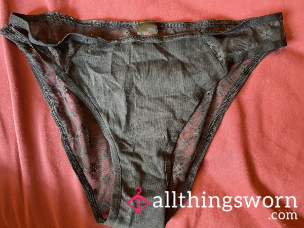 Ivvy’s Well-worn Juicy Black S**y Lace Cotton La Senza Bikini Style Panties Size X-small