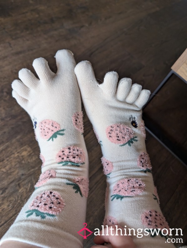 Pink Japanese Five-Toe Socks (Japanese Import)