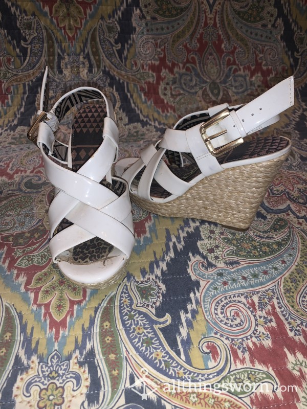 Jessica Simpson Wedges