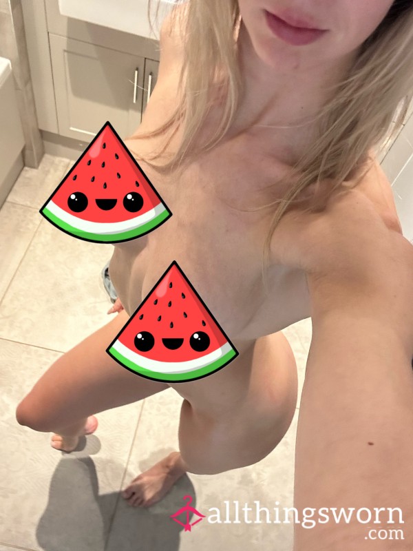 Juicy Tits Selfie!