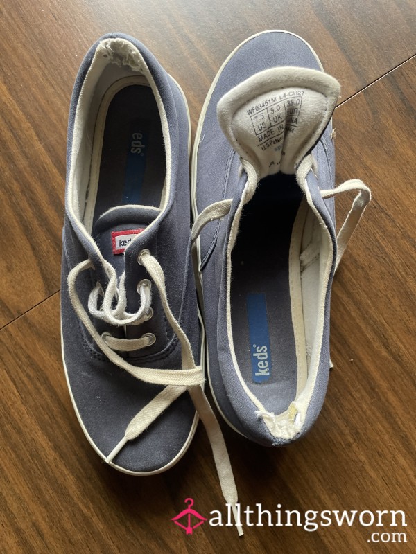 Keds Navy Canvas Stinky Sneakers Worn